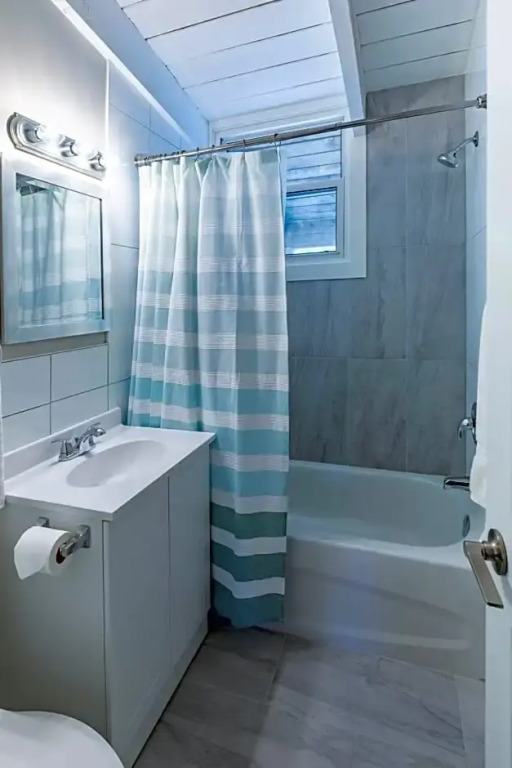 Boutique Suite #6