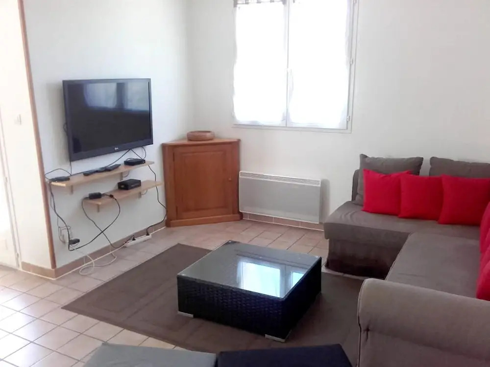 Apartment With 2 Bedrooms in Toulouse, With Shared Pool, Furnished Balcony and Wifi - 168 km From the Beach