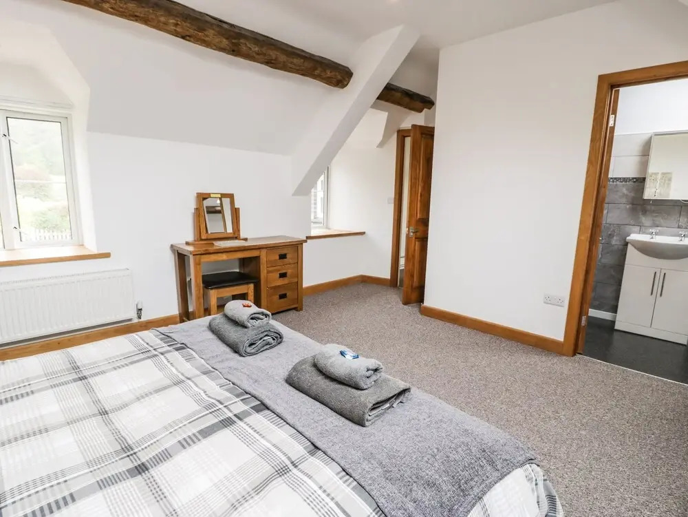 Parc Cottage
