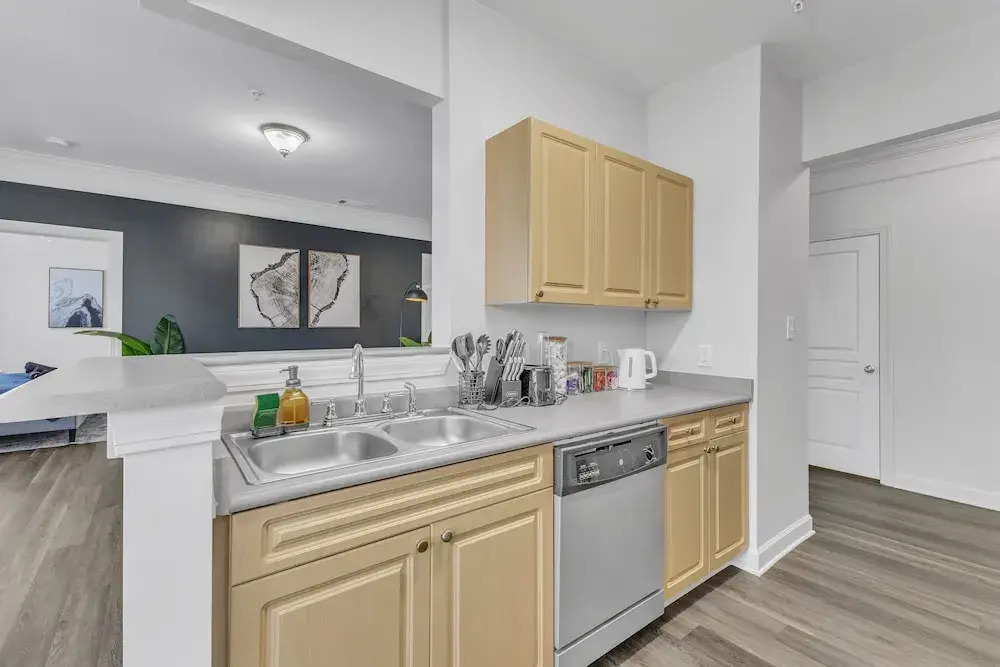 King 3BR Suite Mins to Downtown Raleigh