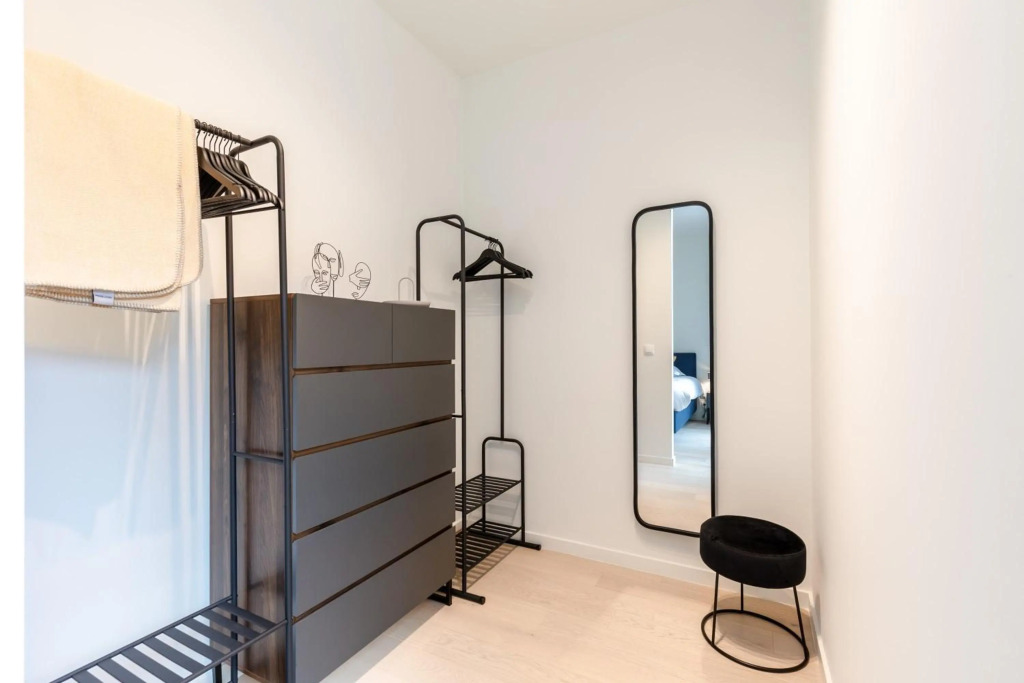 Brand new holiday home with high-end finishing and private parking space, at a stones throw from the beach