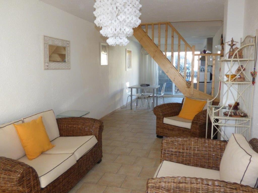 Maison Saintes-Maries-de-la-Mer, 3 pièces, 5 personnes - FR-1-475-38
