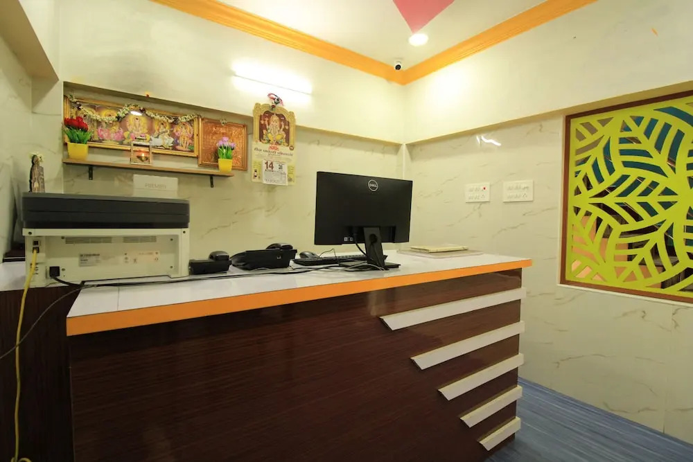 M.G.R. Park Inn