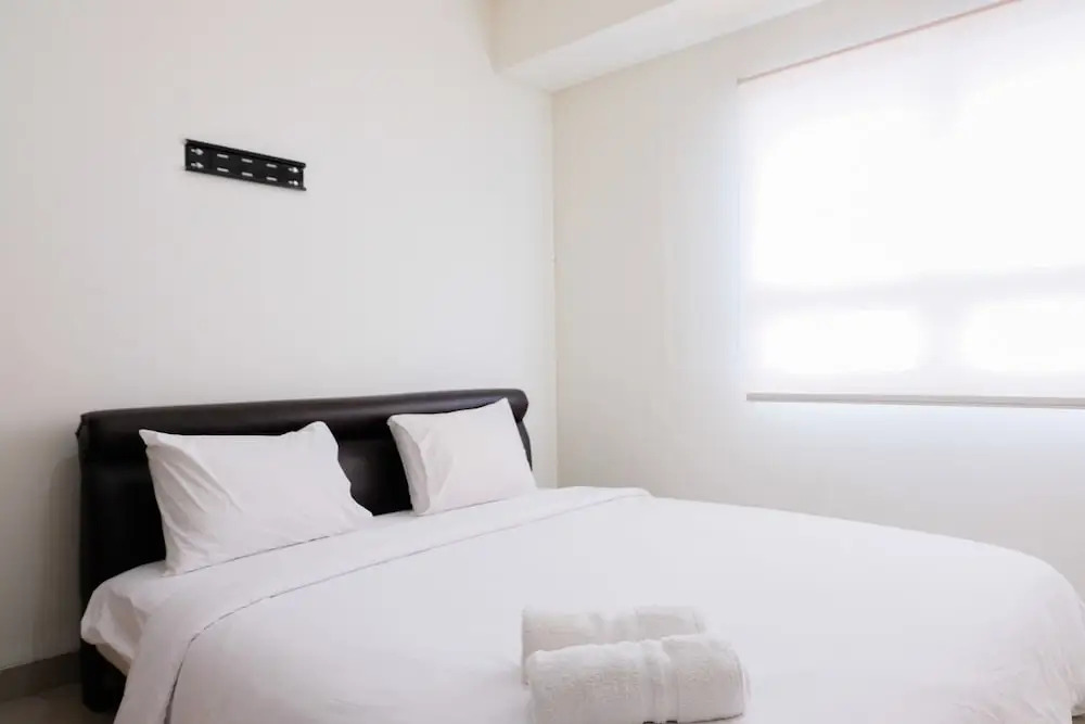 Simply Furnished 1BR @ Skyline Paramount Apartment