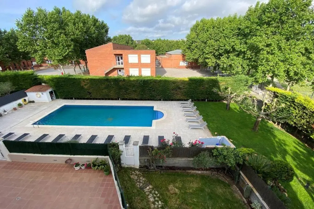Apartamento Entero Con Piscina A 5 Min Del Centro