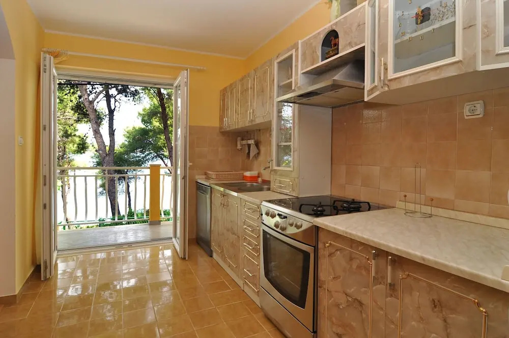 Spacious 100m2 apt W.big Terrace & Great sea View