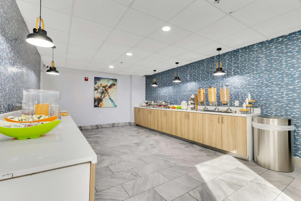 La Quinta Inn & Suites by Wyndham Jacksonville Mandarin