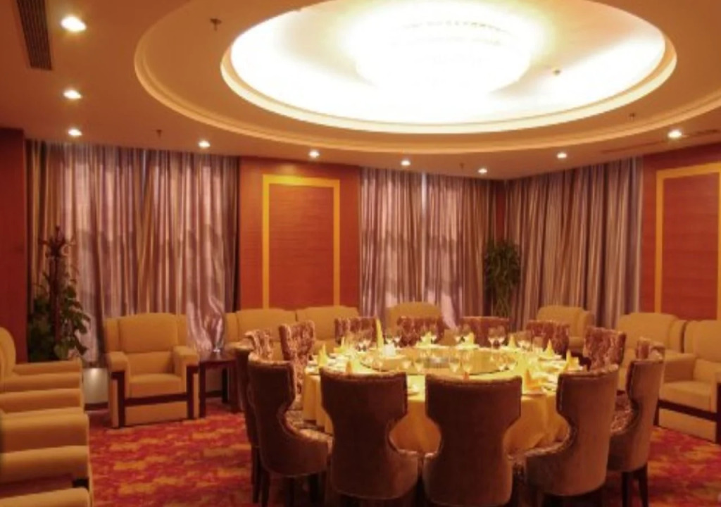 Kunshan D H Hotel