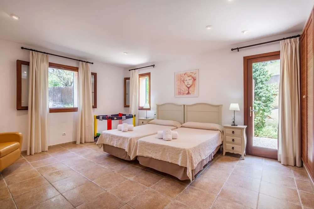 Owl Booking Villa Siquier - Luxury Retreat with Mountain Views