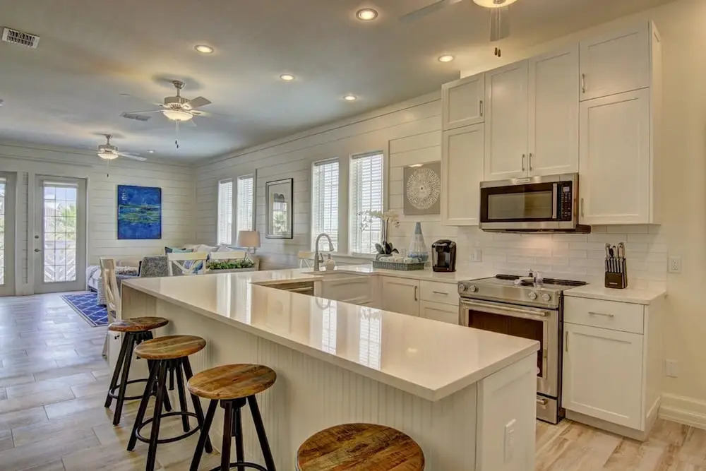 Cinnamon Shore- Pelican Point TC 10202