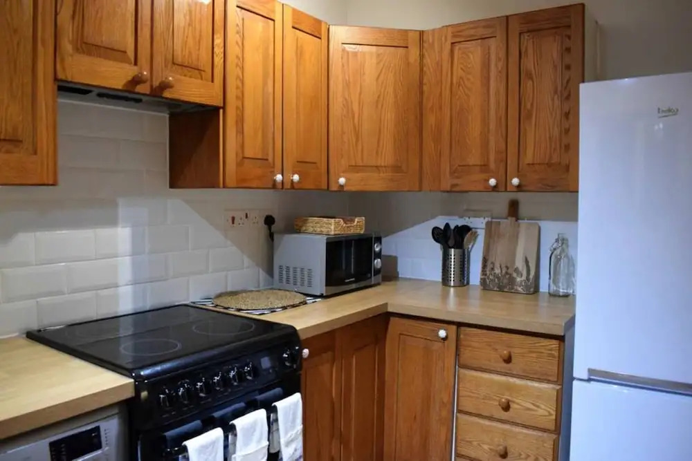 3 Bedroom Flat in Parsons Green With Roof Terrace