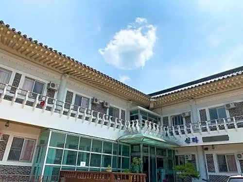 Shila Youth Hostel