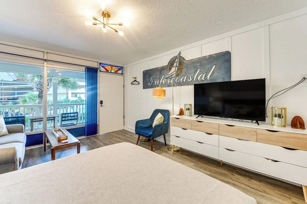 Walkable Studio in North Myrtle Beach!