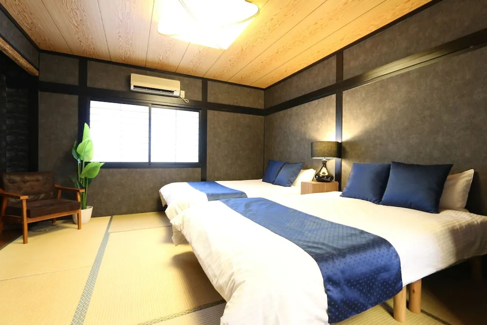 Guest House Liz Nakazaki-cho