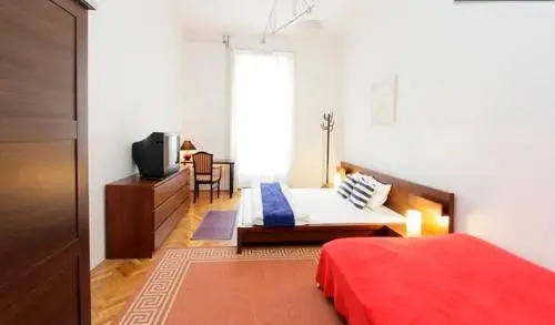 D.five Pretty Apartment