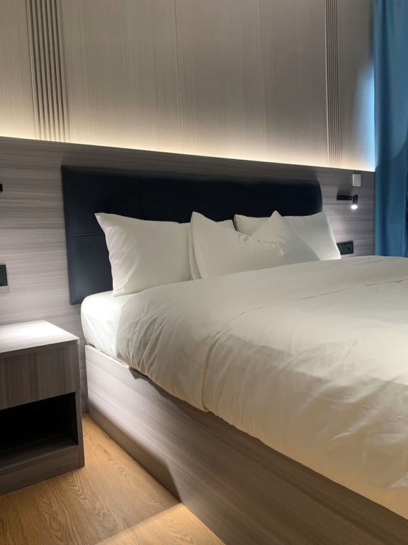 Mooncity Hotel & Boardinghouse