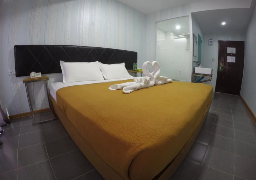 All Seasons Hotel