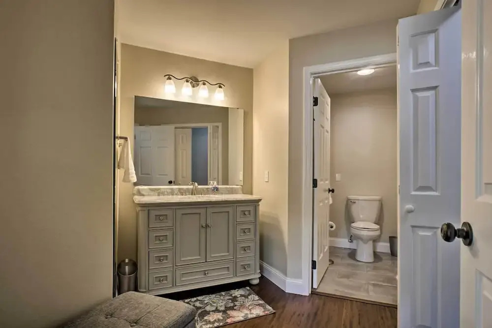 5 Mi to Dtwn & Strip! Branson Condo w/ Indoor Pool