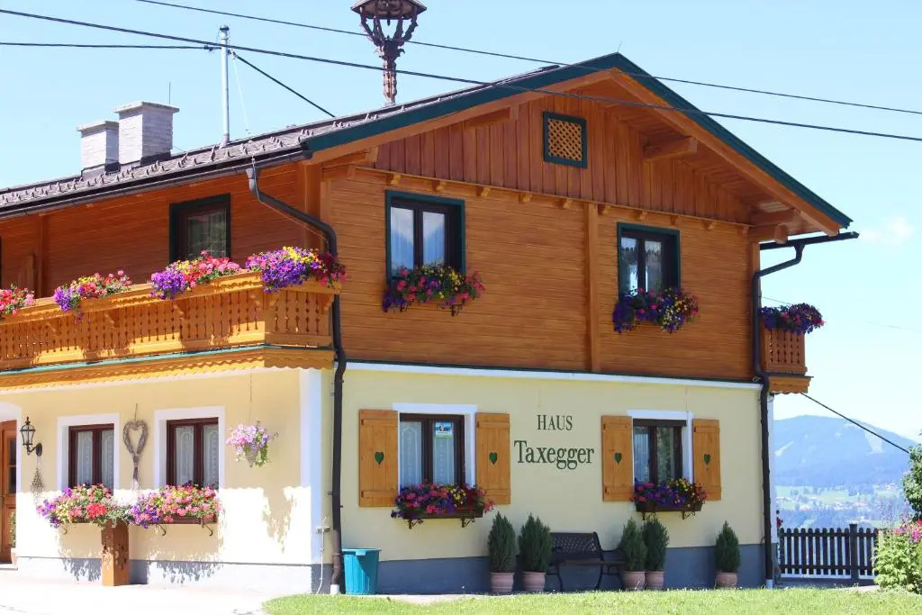 Apparthaus Taxegger