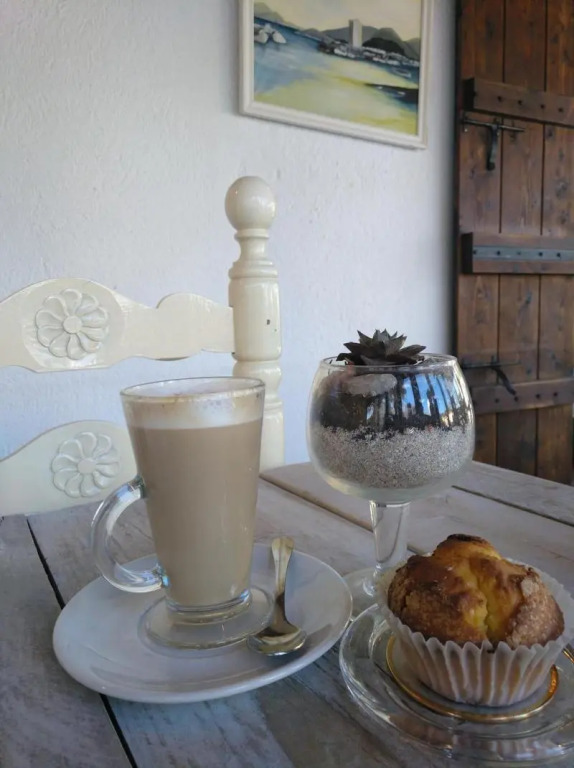 Zhimbad B&B by the sea