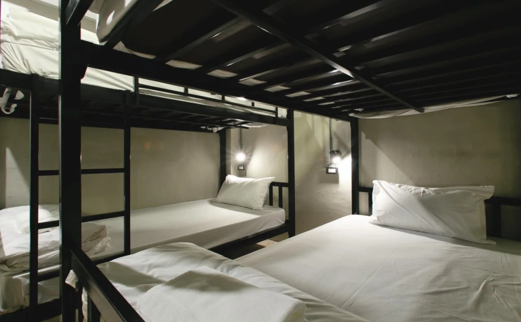 Bedtime Story at Chiang Mai - Hostel