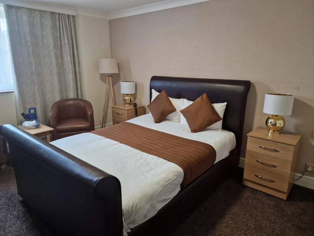 Royal Court Hotel