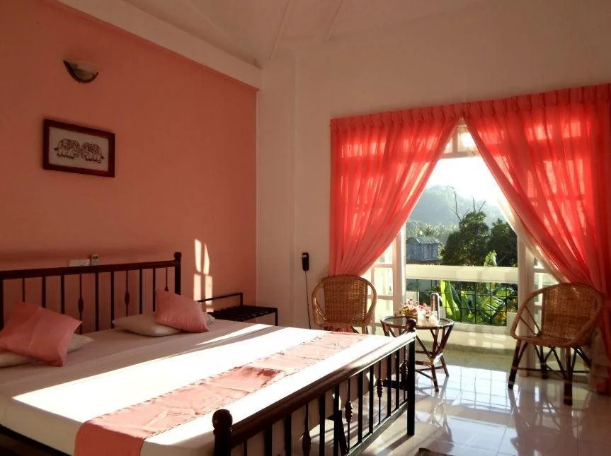 Hotel Blue Mount View Kandy