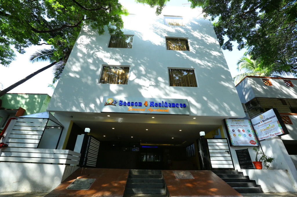 Season 4 Residences -Thiruvanmiyur Near Tidel park Apollo Proton cancer center and IIT Madras Research Park