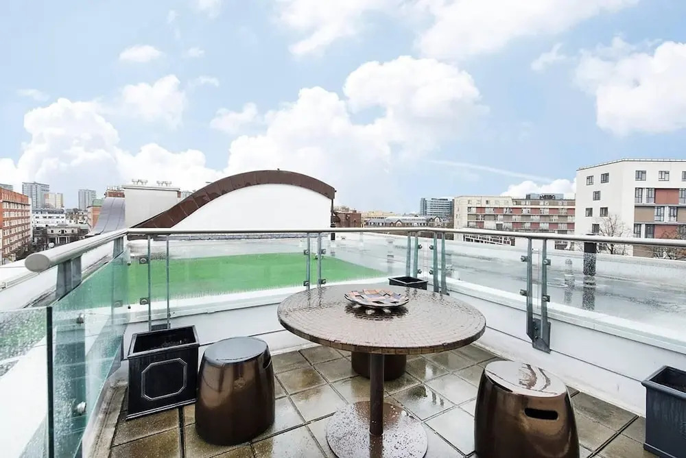 Luxurious 2 BR Apartment near Hyde Park