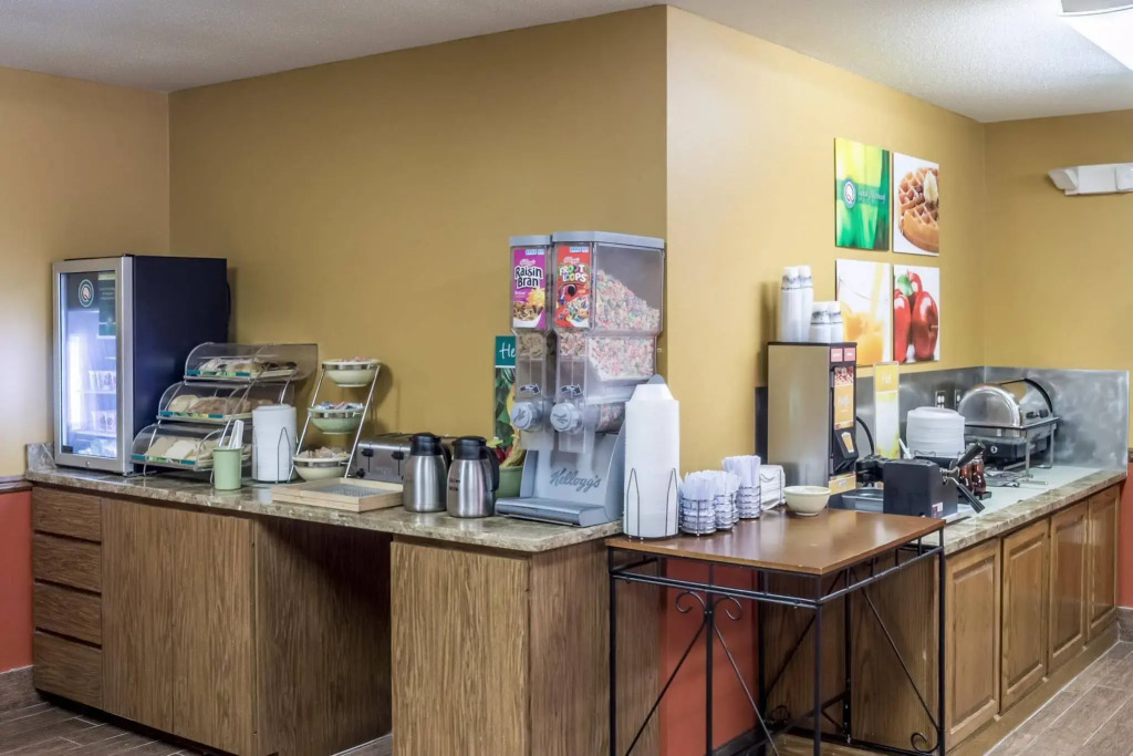 Quality Inn Huron