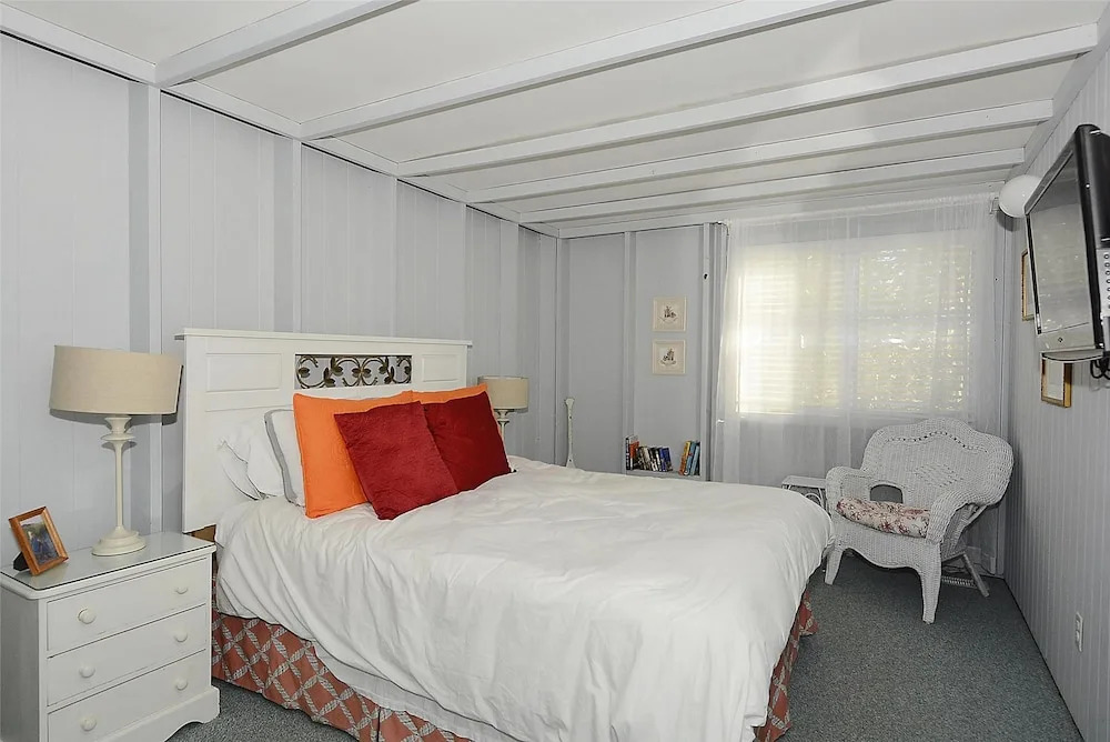 Ocean Village G W House Willet Rd by Long & Foster