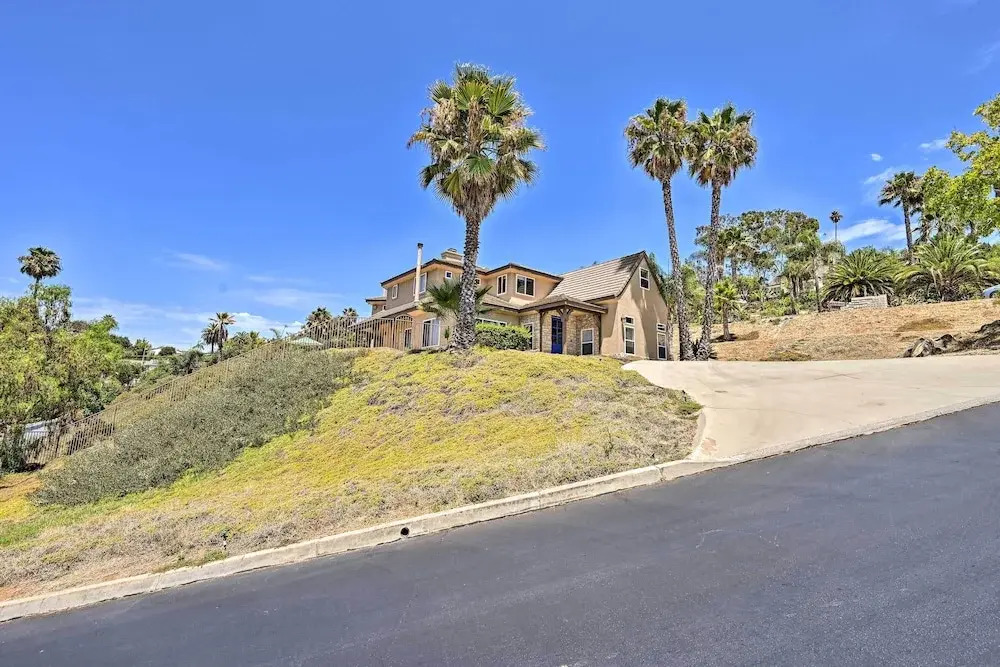 Luxe Vista Getaway w/ Private Pool & Hot Tub!