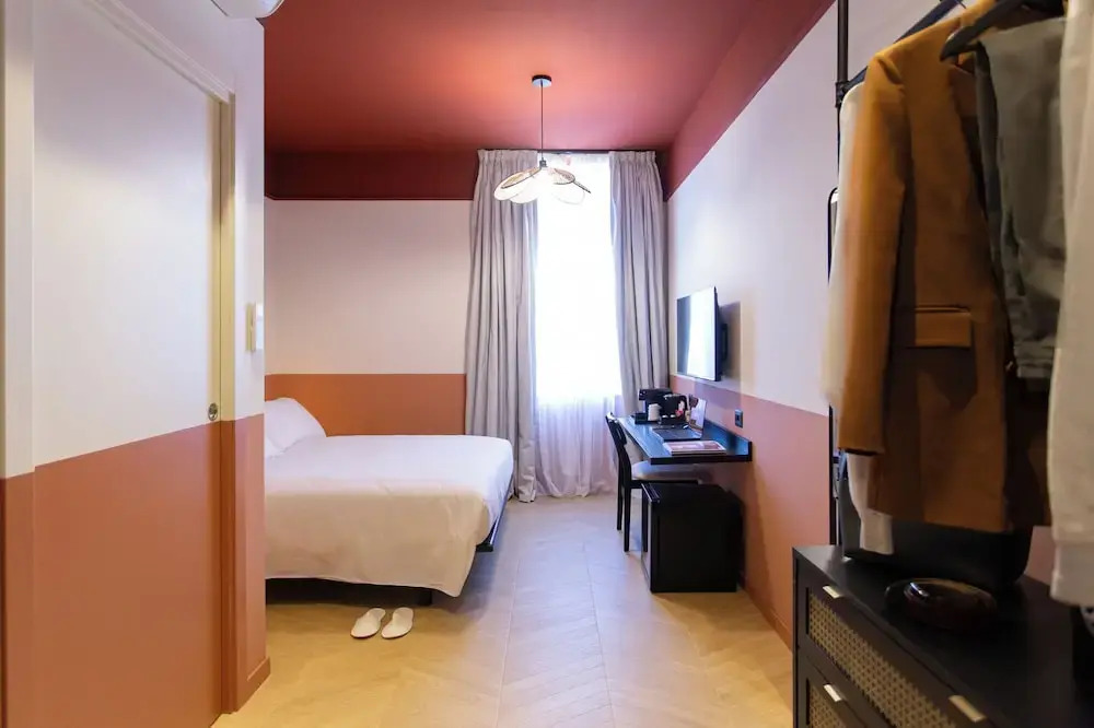 Saint Suites
