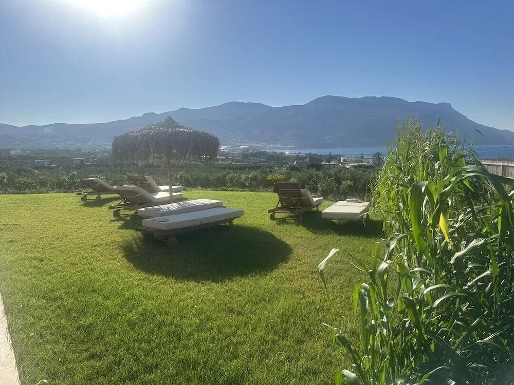 Nusa Retreat - Seaview luxury residences - ideal for groups