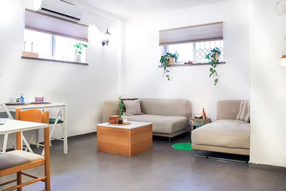 Chic Central TLV 1BR Near the Beach