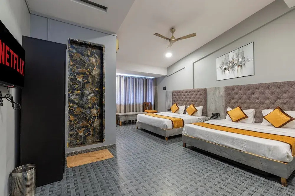 De Classico Hotel -Lokhandwala
