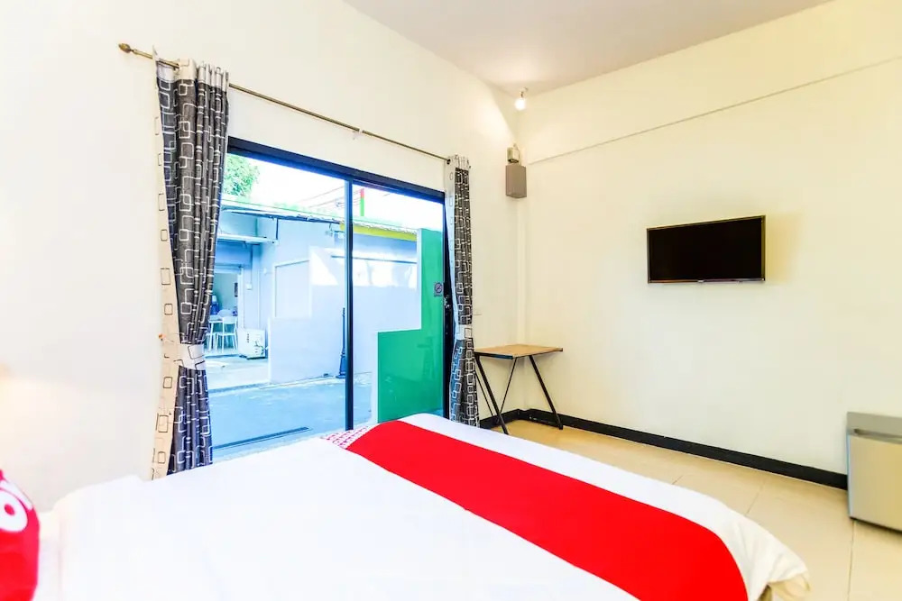 OYO 450 Rawai Studios Resort
