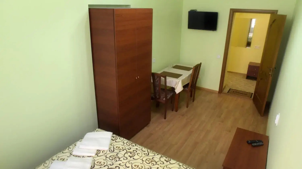 Apartment on Voloshyna