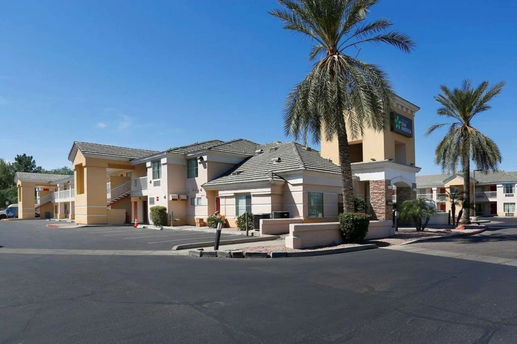 Extended Stay America Select Suites - Phoenix - Airport - E Oak St