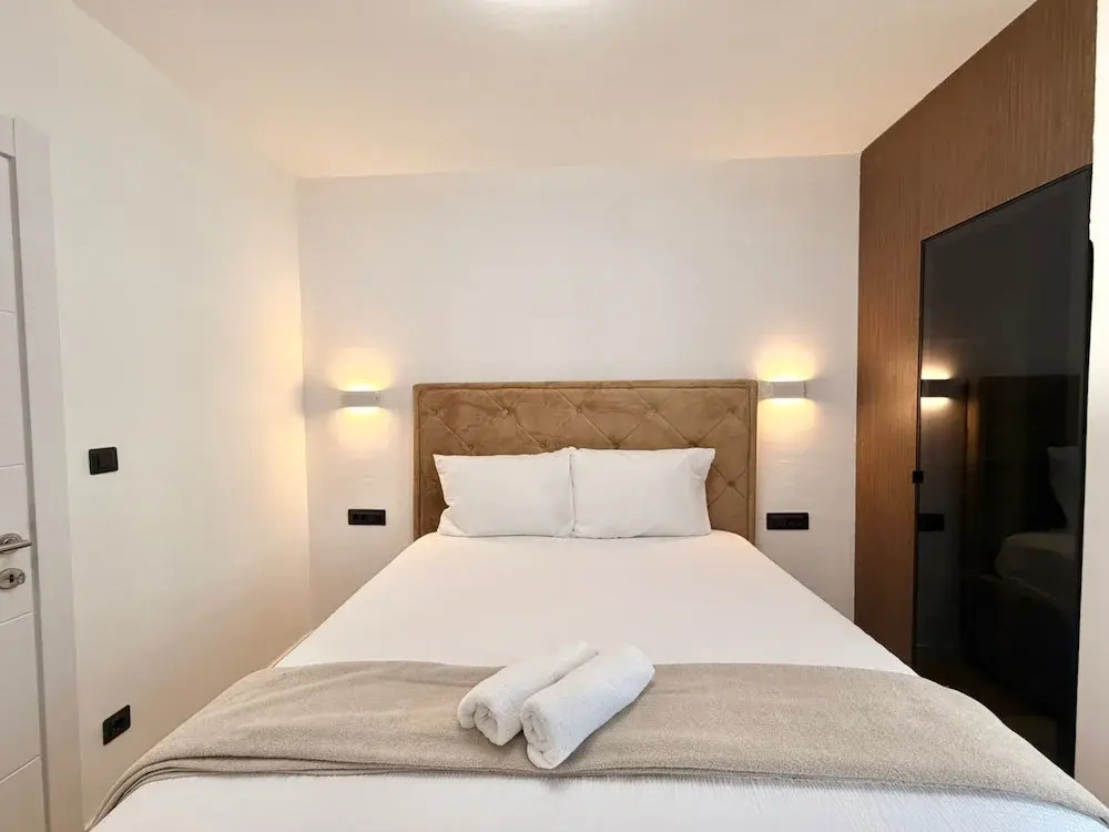 Lunamare Apartments