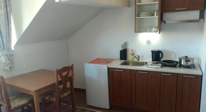 Gondola Apartments & Suites