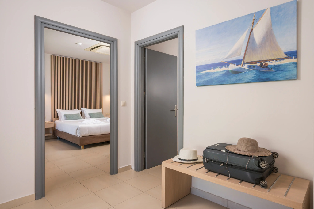 Trianon Luxury Apartments & Suites