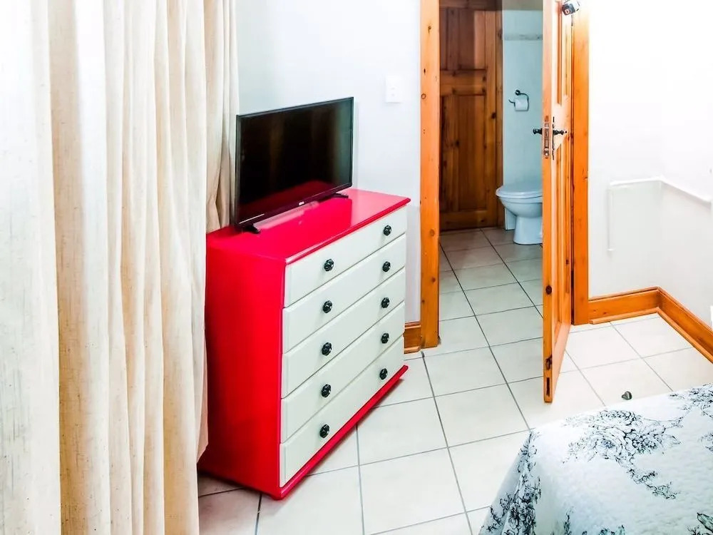 Ui Elemea Suites