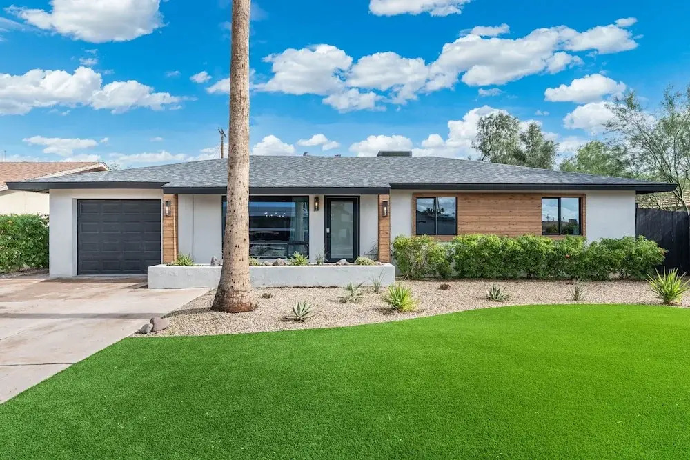 NEW The Palmera Updated 4BR Retreat w Pool