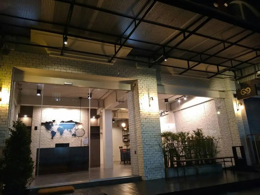 Natee Hostel