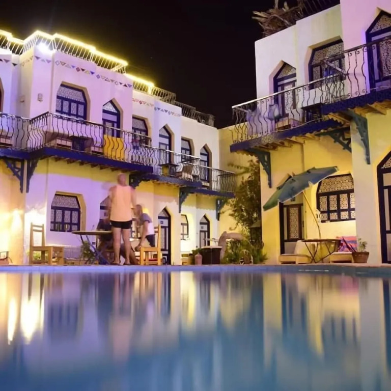 Monica Hotel