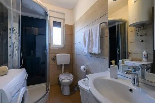 Family Villa With Pool, Wellness