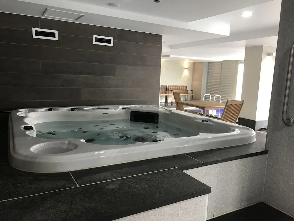 Adelaide North tce penthouse