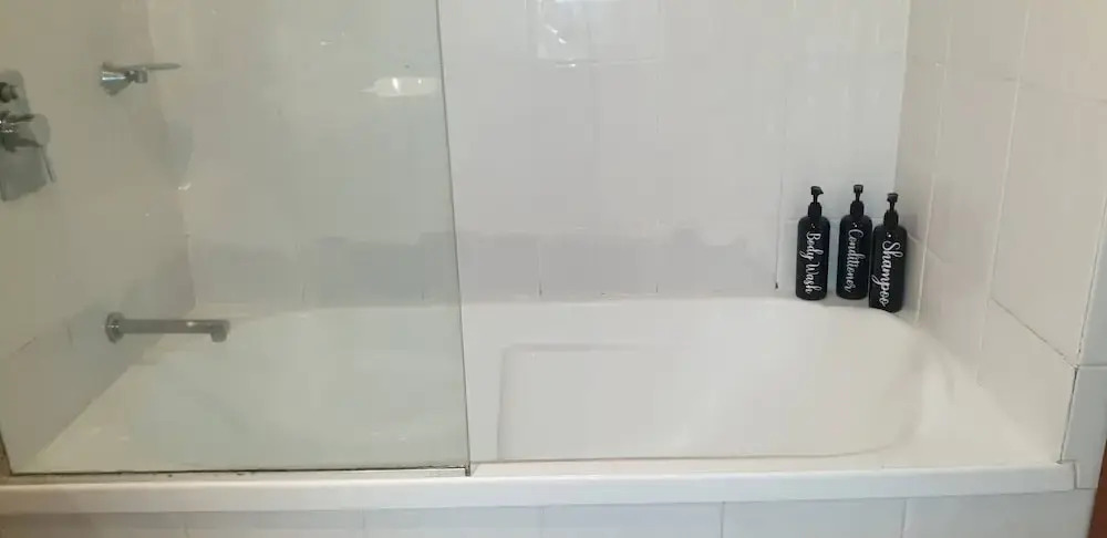 Chevron Tower3 has 2bedrooms 2beds With Car Park