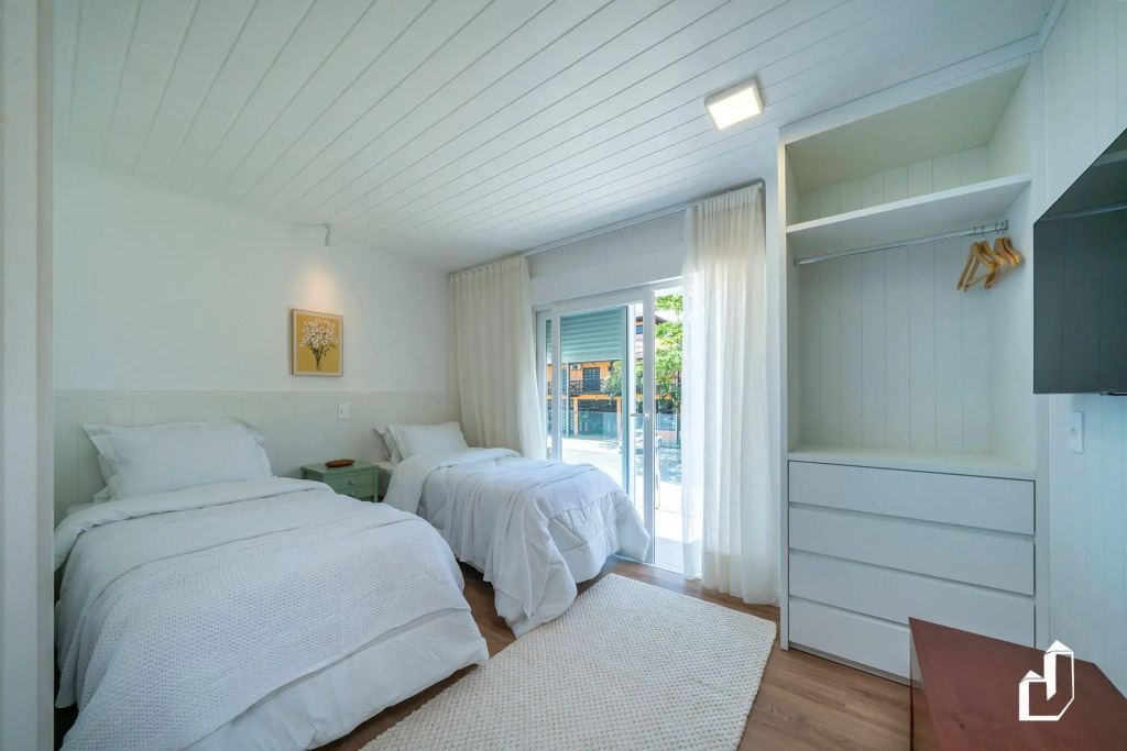 Casa Exclusiva Com Piscina, Diversão E Conforto Em Canto Grande